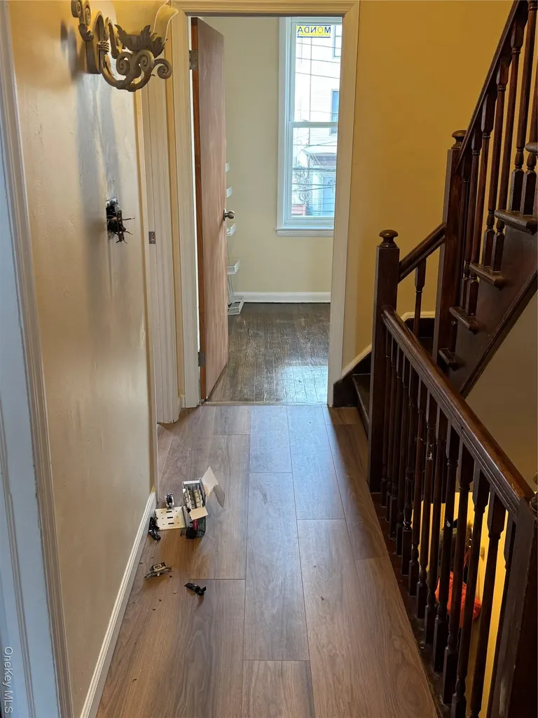 776 Hewitt Bronx NY 10455