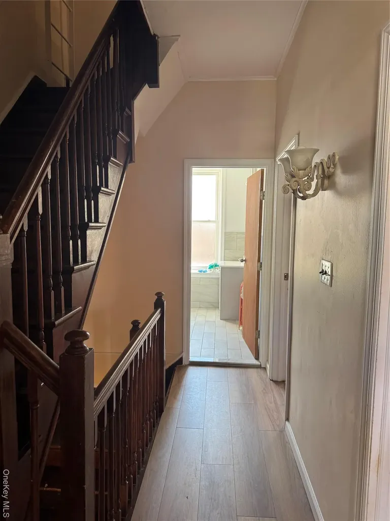 776 Hewitt Bronx NY 10455