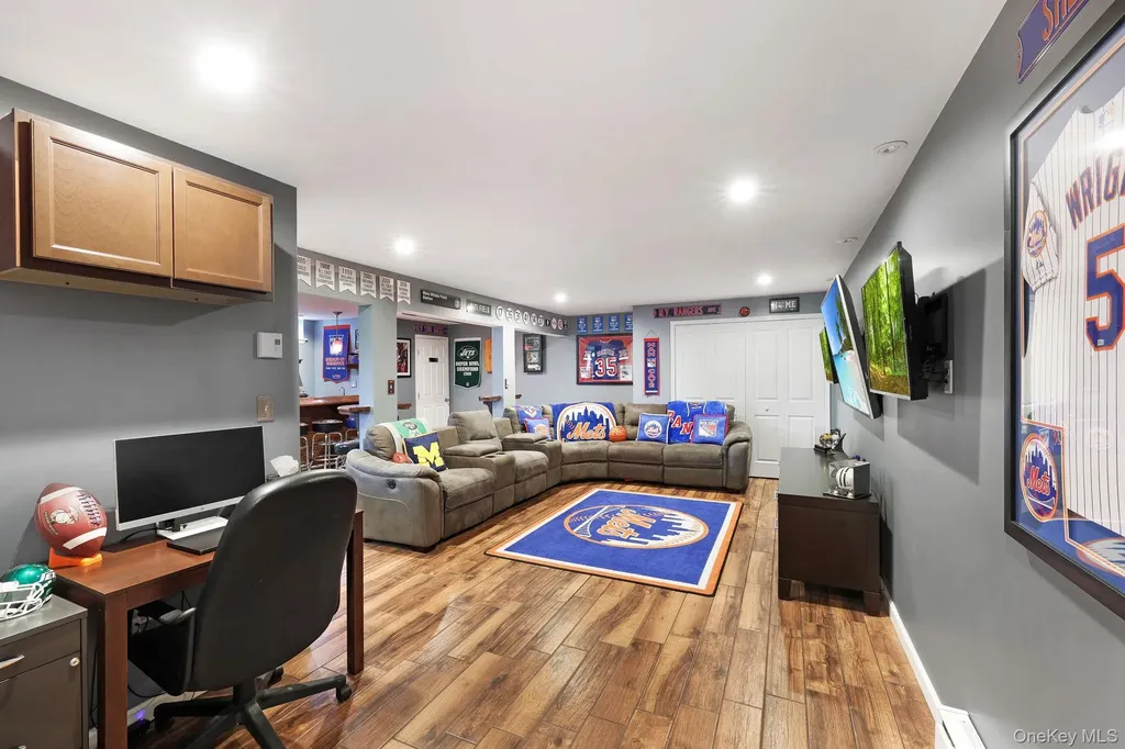 78 Goshen Road Chester NY 10918
