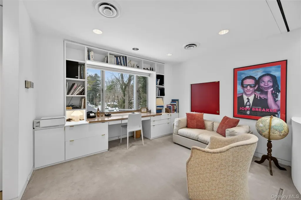 120 Bacon Road Old Westbury NY 11568