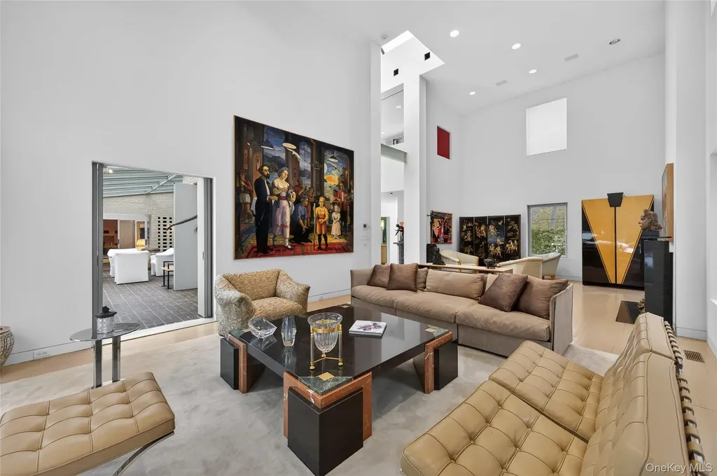 120 Bacon Road Old Westbury NY 11568