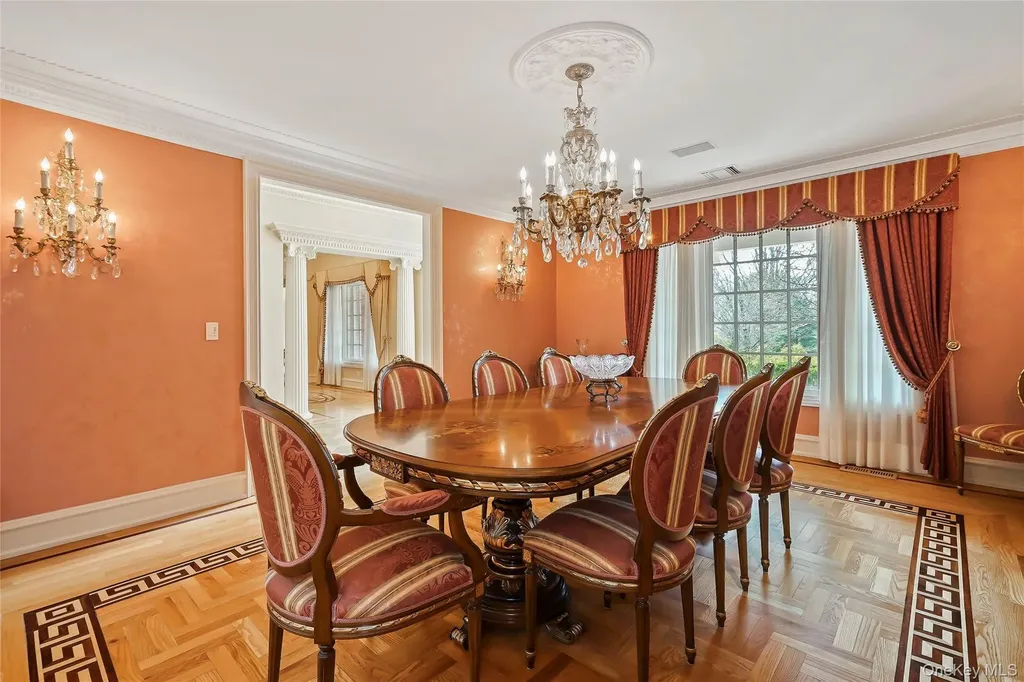 10 Hill Road Sands Point NY 11050