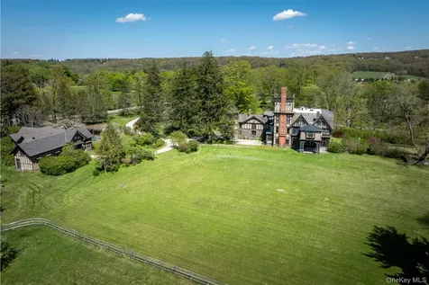 618 Quaker Hill Road Pawling NY 12564
