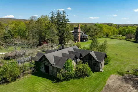 618 Quaker Hill Road Pawling NY 12564