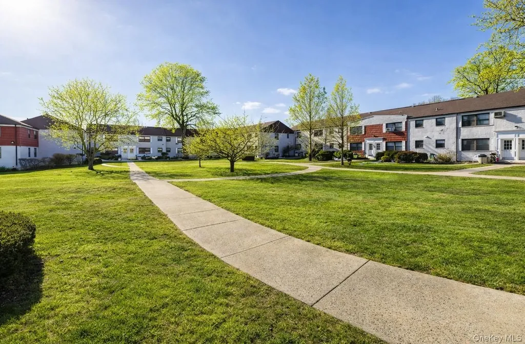 136-59 Jewel Avenue Flushing NY 11367