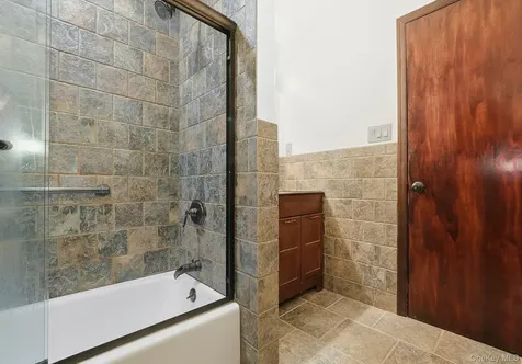 33 Fulmar Road Mahopac NY 10541