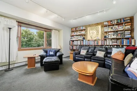 33 Fulmar Road Mahopac NY 10541