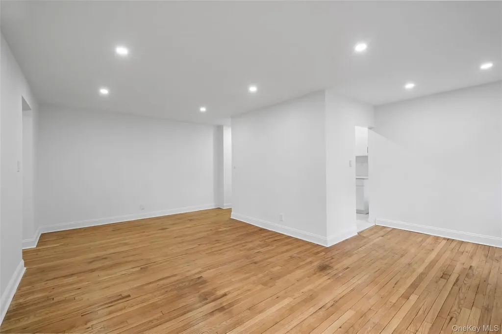 6535 Yellowstone Boulevard Forest Hills NY 11375