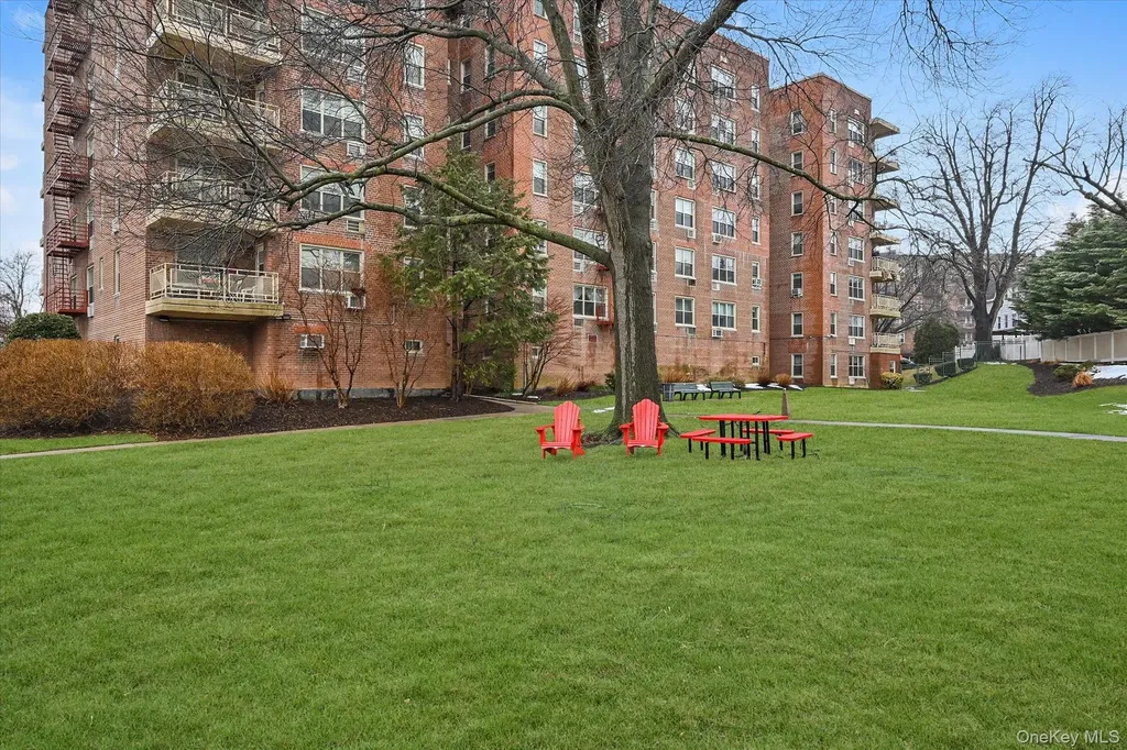 23-25 Bell Boulevard Bayside NY 11360