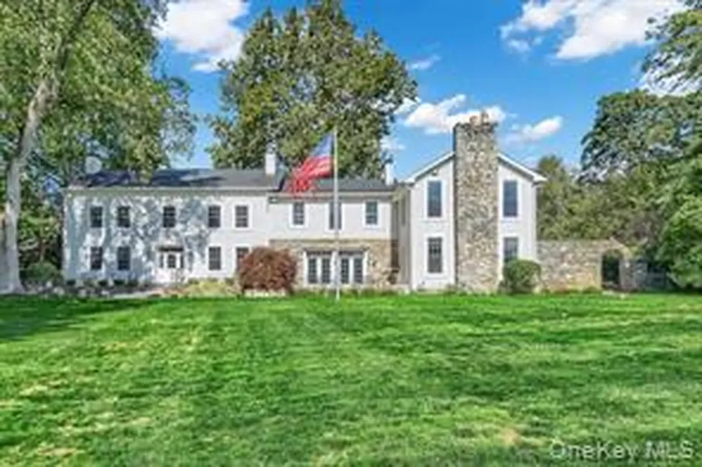 5 Sheldon Glen Poughquag NY 12570