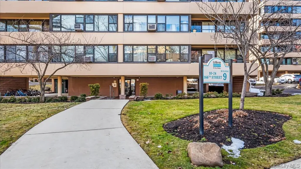 10-24 166th Street Beechhurst NY 11357
