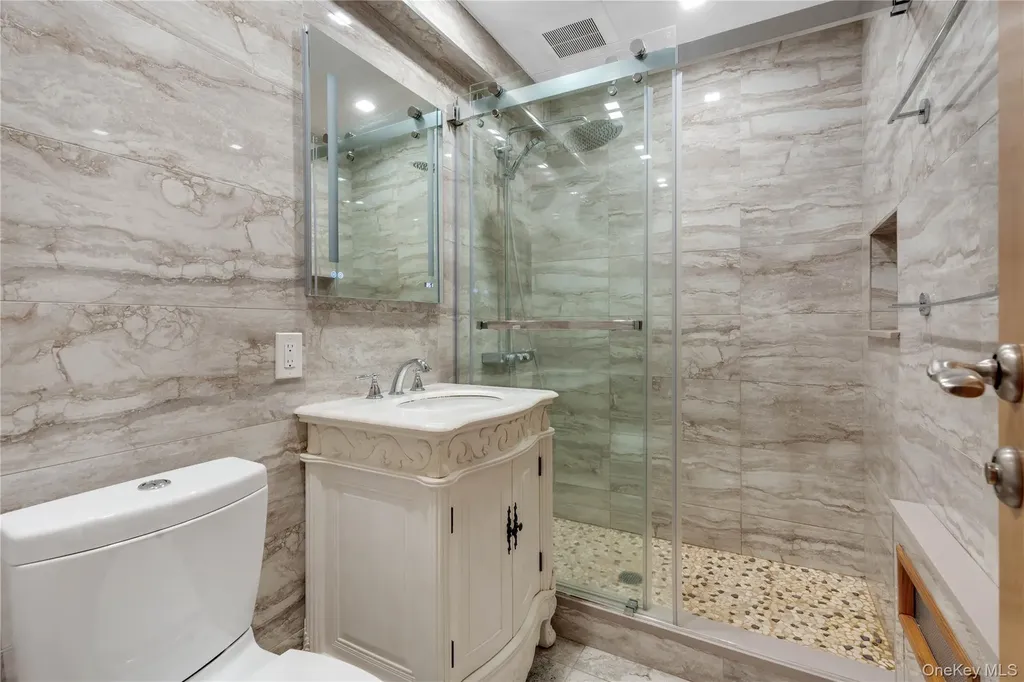 2711 Avenue X Brooklyn NY 11235