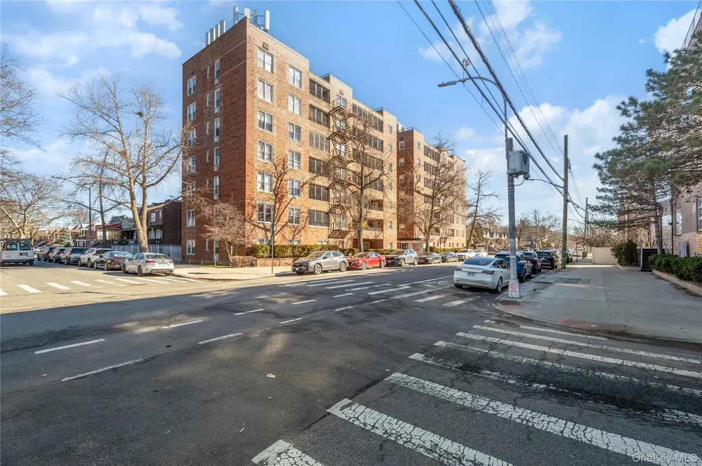 2711 Avenue X Brooklyn NY 11235