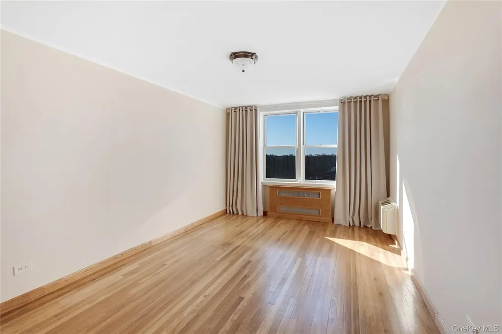 2711 Avenue X Brooklyn NY 11235