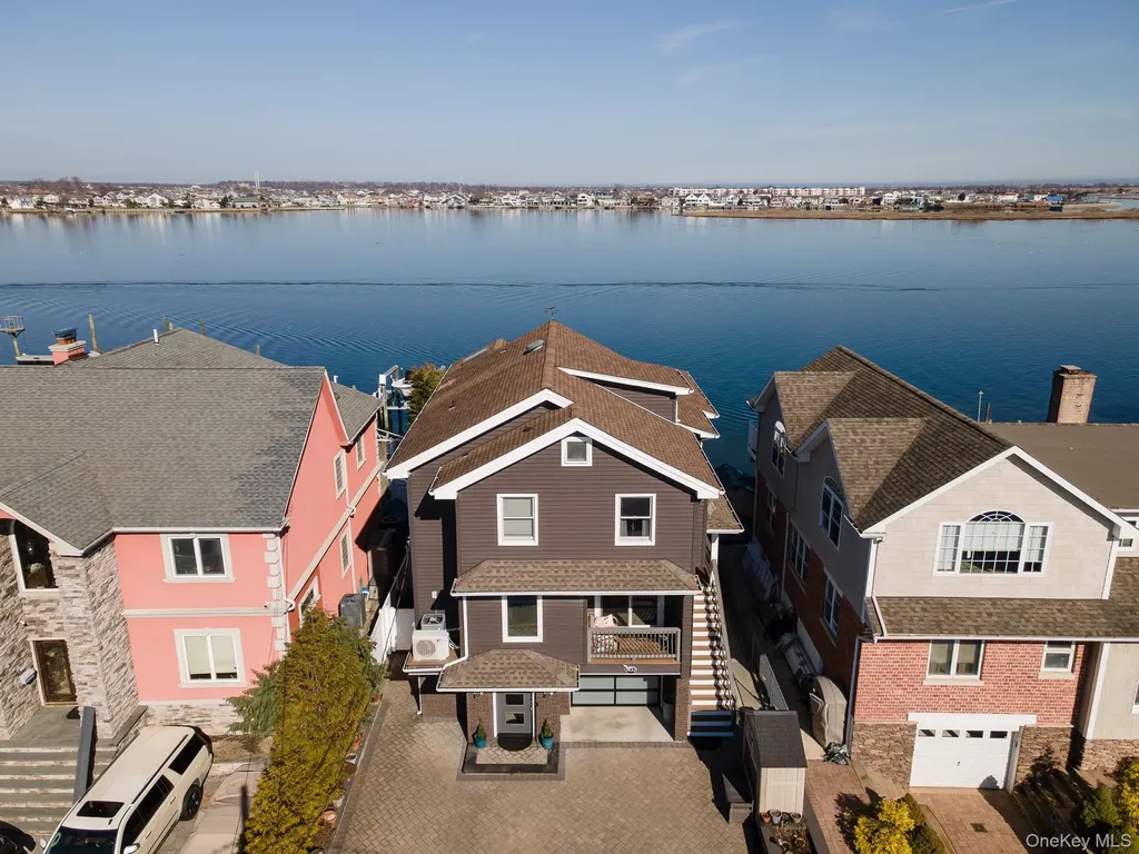 3433 Bay Front Place Baldwin NY 11510