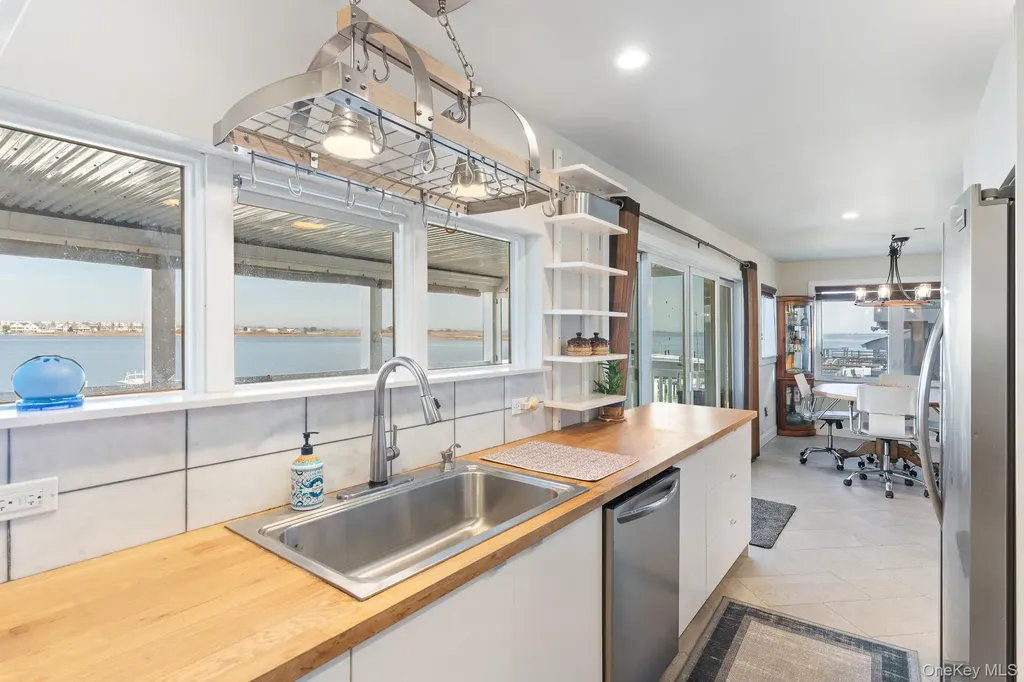 3433 Bay Front Place Baldwin NY 11510