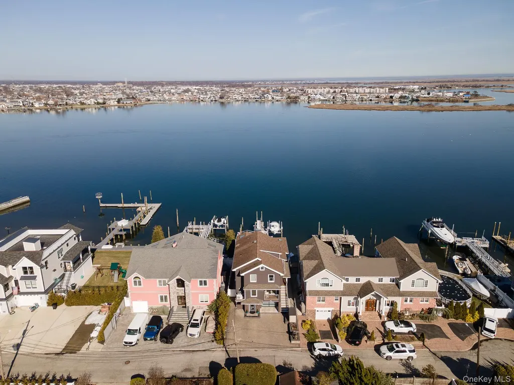 3433 Bay Front Place Baldwin NY 11510