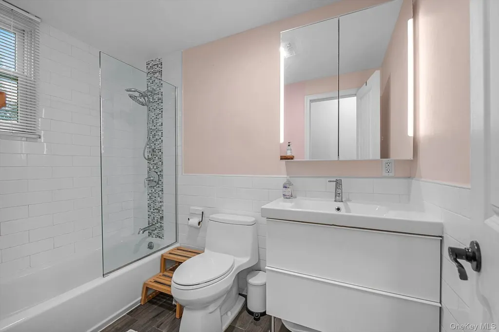 39-12 215th Place Bayside NY 11361