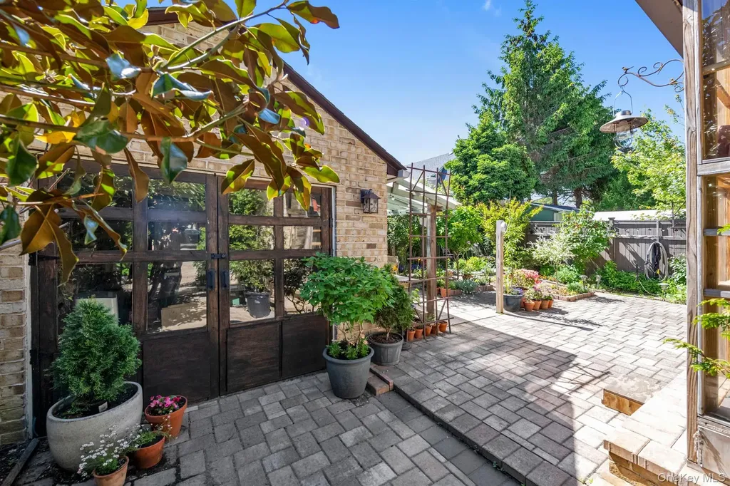 39-12 215th Place Bayside NY 11361