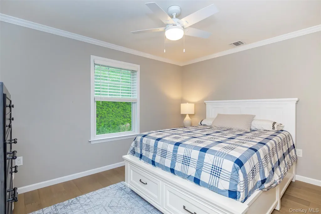 15 S Beach Road Southampton NY 11968