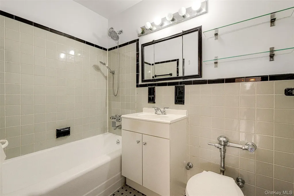 94-30 60th Avenue Elmhurst NY 11373