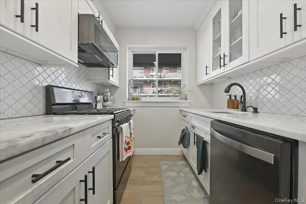 200 Atlantic Avenue Lynbrook NY 11563