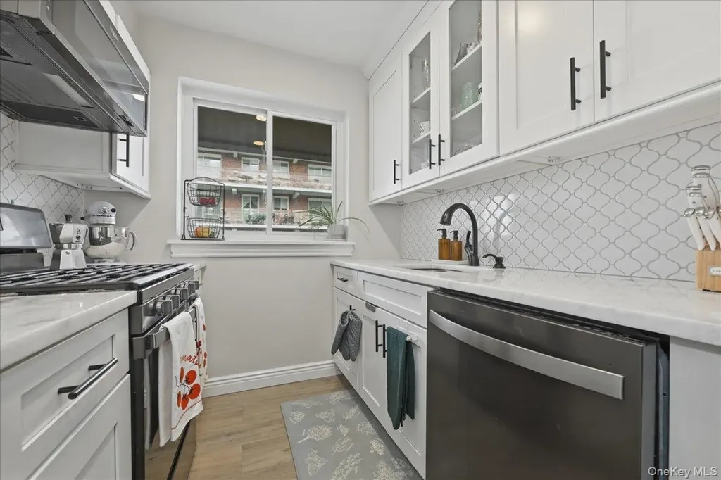 200 Atlantic Avenue Lynbrook NY 11563