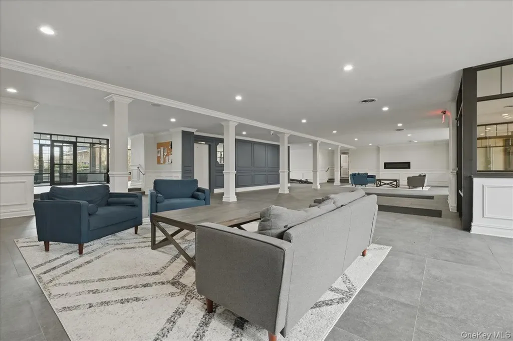 200 Atlantic Avenue Lynbrook NY 11563