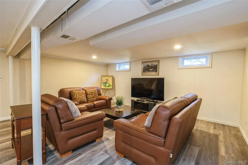 68 Lauren Avenue Dix Hills NY 11746