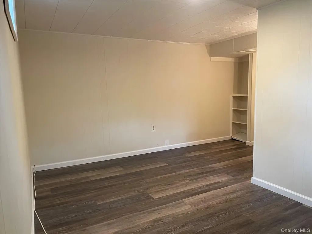 68 Lauren Avenue Dix Hills NY 11746