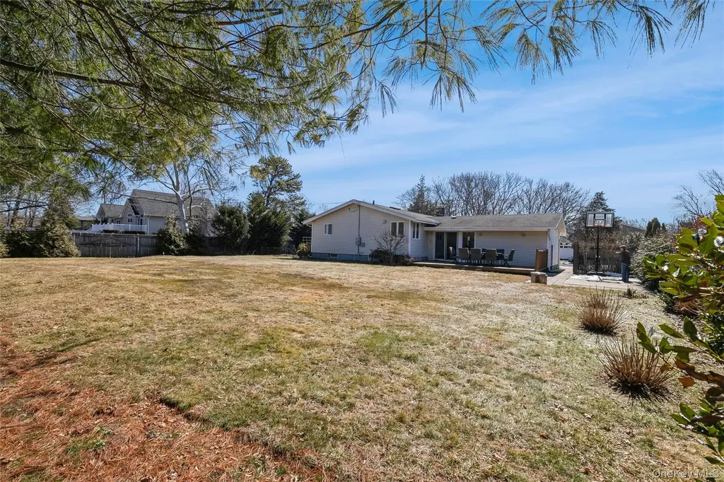 68 Lauren Avenue Dix Hills NY 11746