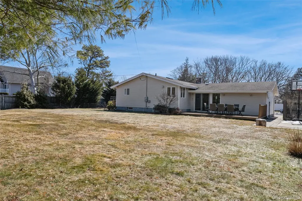 68 Lauren Avenue Dix Hills NY 11746