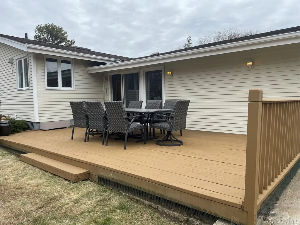 68 Lauren Avenue Dix Hills NY 11746
