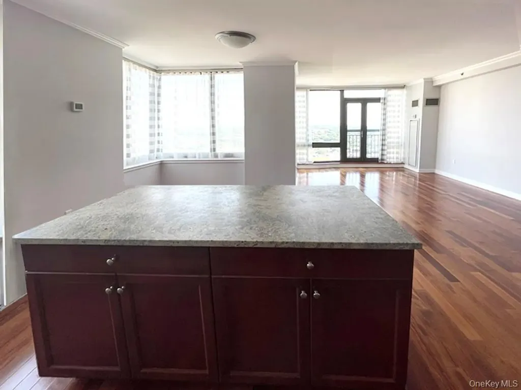 10 City Place White Plains NY 10601