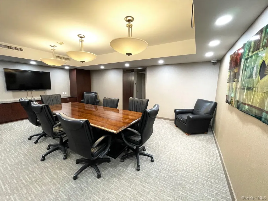 10 City Place White Plains NY 10601
