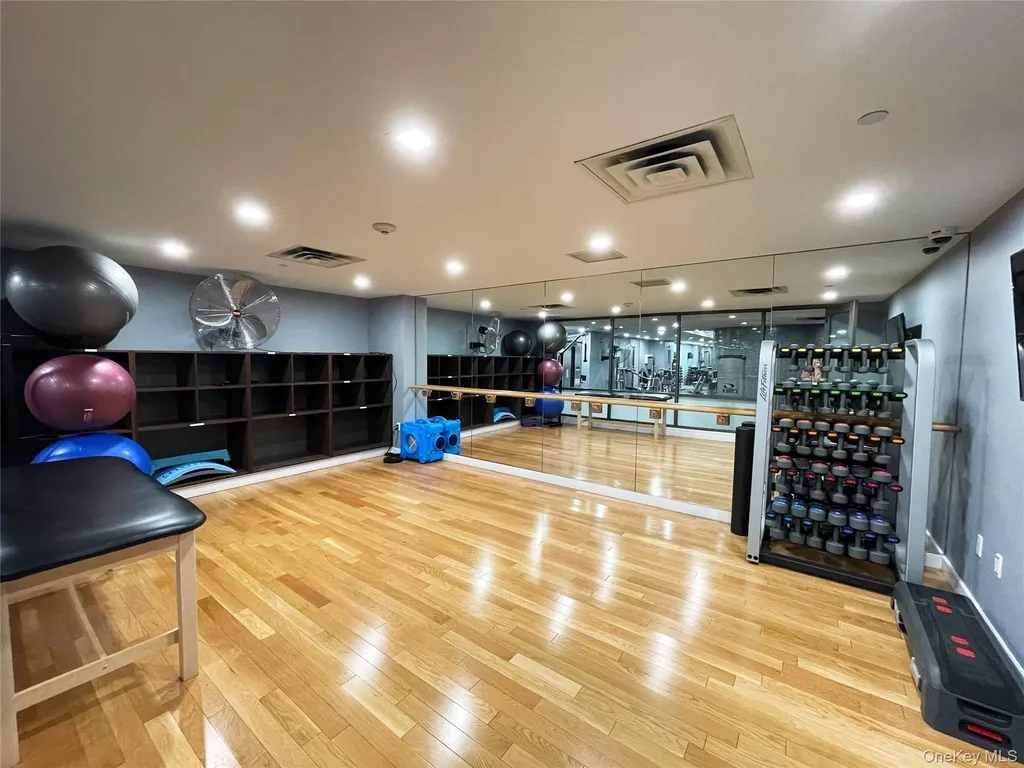 10 City Place White Plains NY 10601