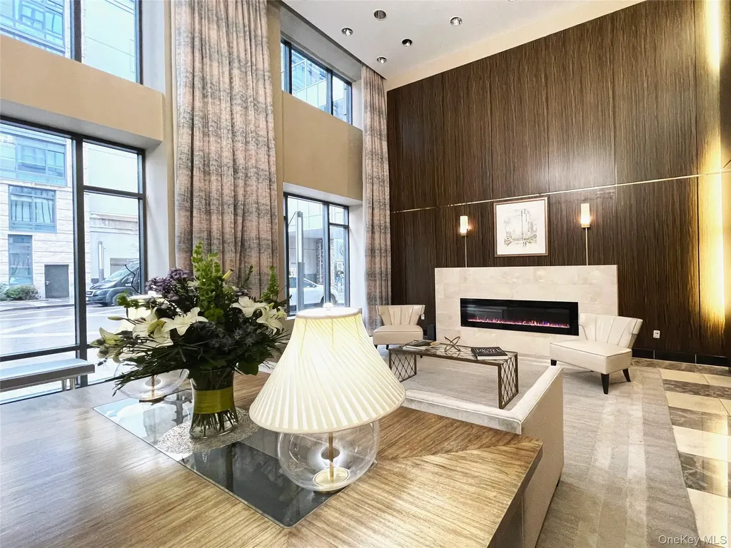 10 City Place White Plains NY 10601