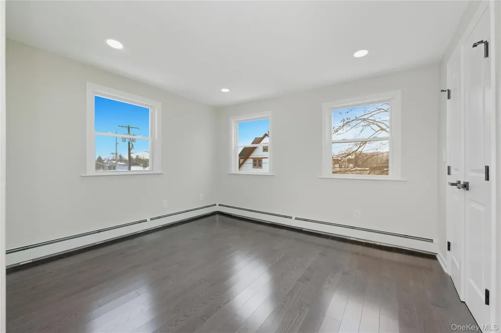 120 Maple Avenue Cedarhurst NY 11516