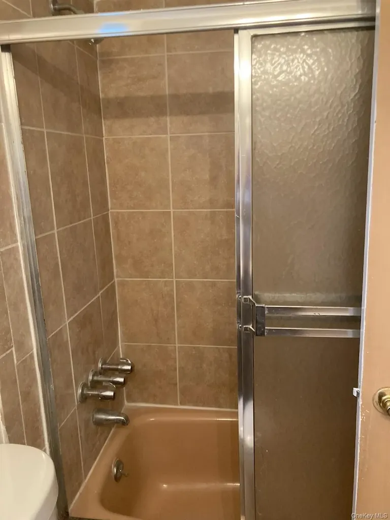 9801 Seaview Avenue Brooklyn NY 11236