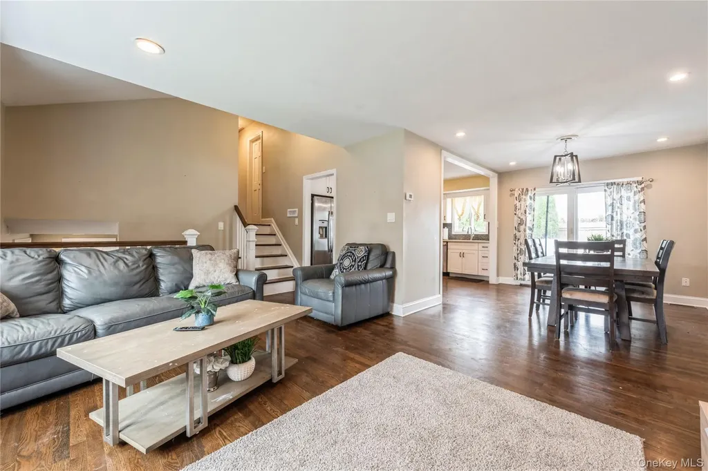 49 Eddie Avenue North Babylon NY 11703