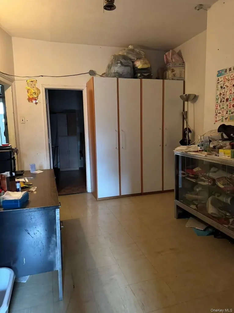 87 Stanhope Street Brooklyn NY 11221