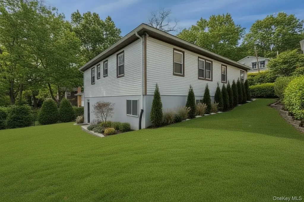 136 Bushey Avenue Yonkers NY 10710