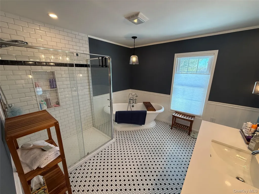 4 Cusa Drive Highland NY 12528