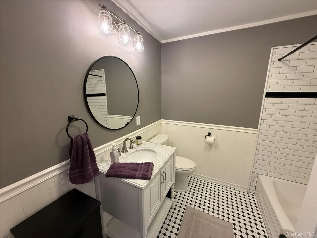 4 Cusa Drive Highland NY 12528