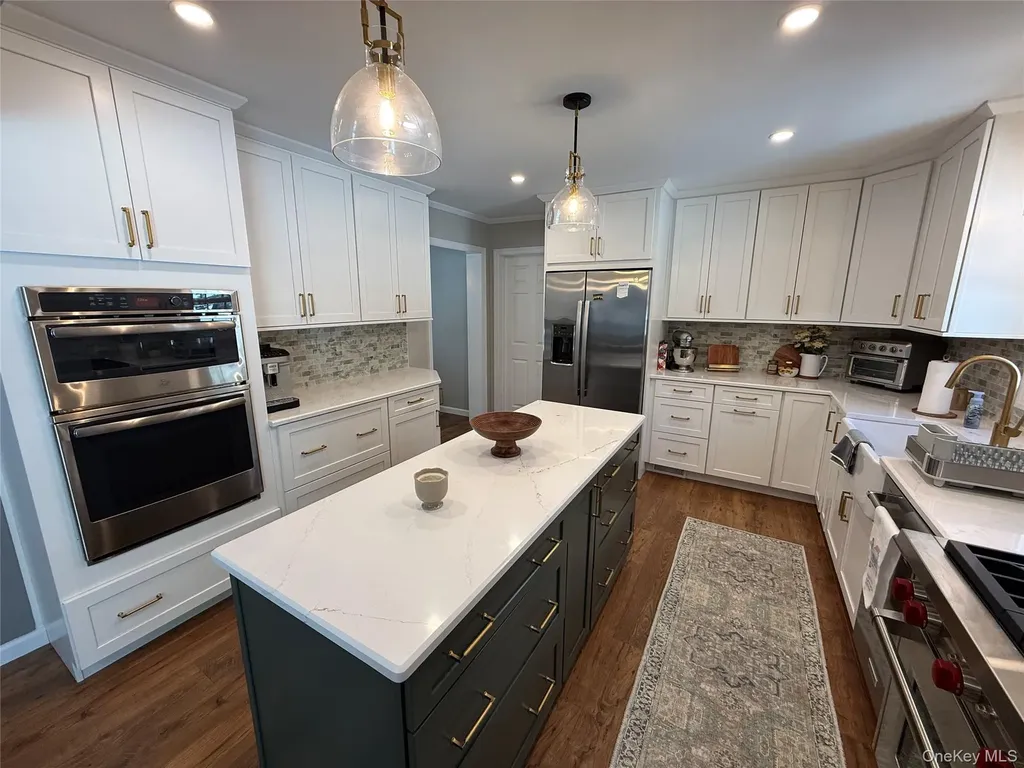 4 Cusa Drive Highland NY 12528