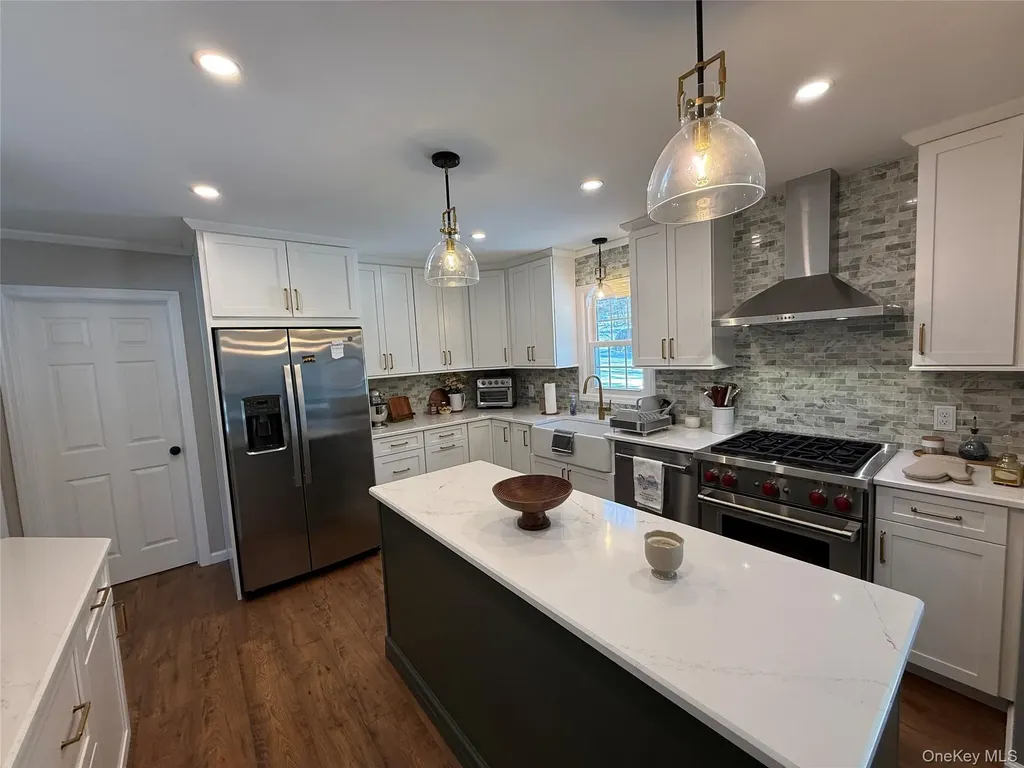 4 Cusa Drive Highland NY 12528
