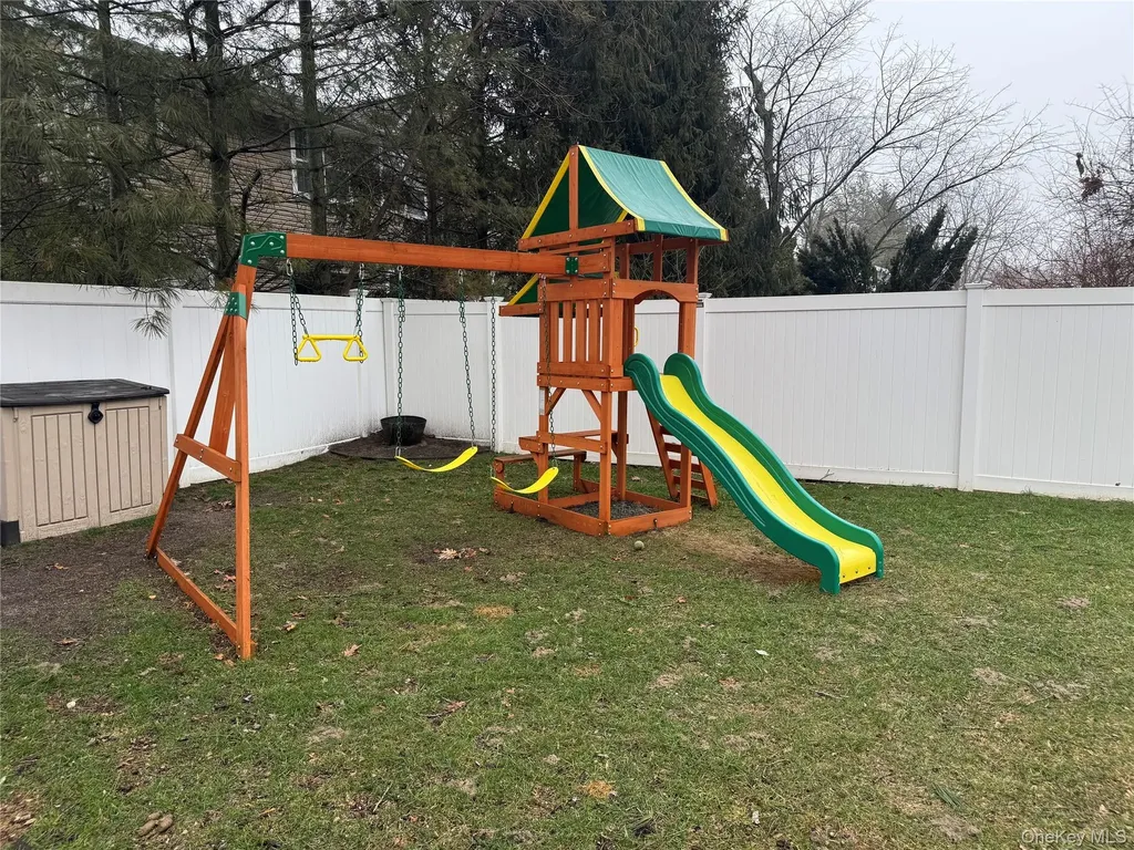 41 W 6th Street Patchogue NY 11772