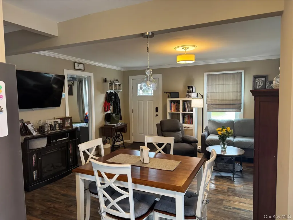 41 W 6th Street Patchogue NY 11772