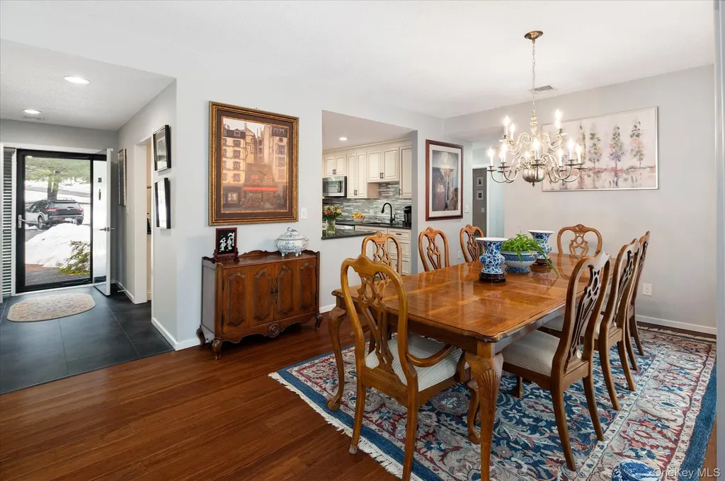 392 Heritage Hills Somers NY 10589