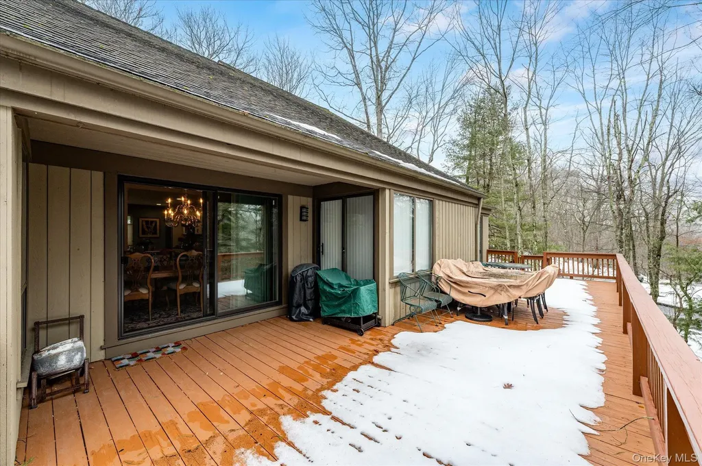 392 Heritage Hills Somers NY 10589